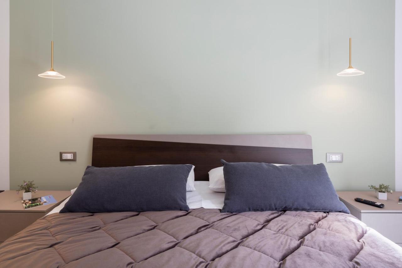 Mag 179 Bed & Spa Palermo Bagian luar foto